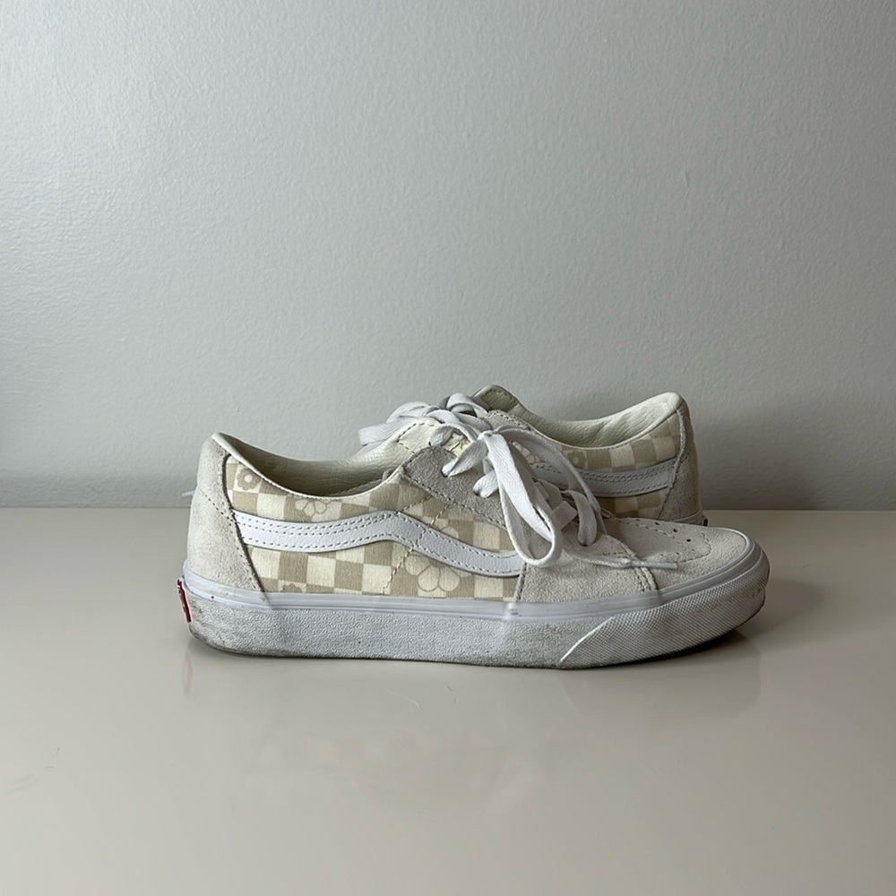 Women’s 8 Vans Sk8-Low Floral Checkboard